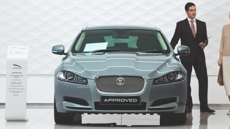 Авто Jaguar от официального дилера и их плюсы