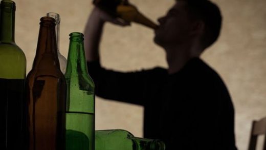 Користь професійного лікування алкоголізму в домашніх умовах