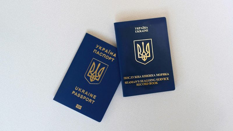 Оформление паспорта моряка: почему стоит обратиться к профи