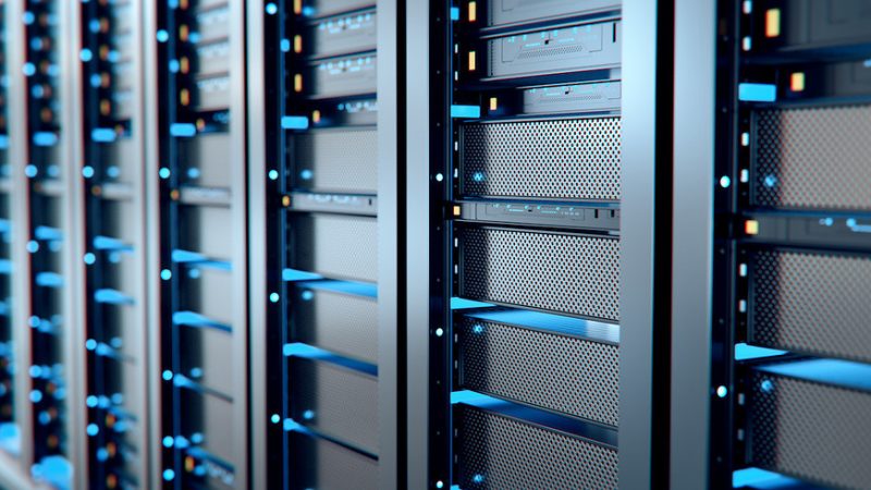 Почему вашему бизнесу нужен выделенный сервер